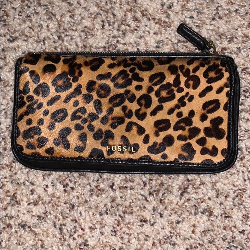 Fossil wallet